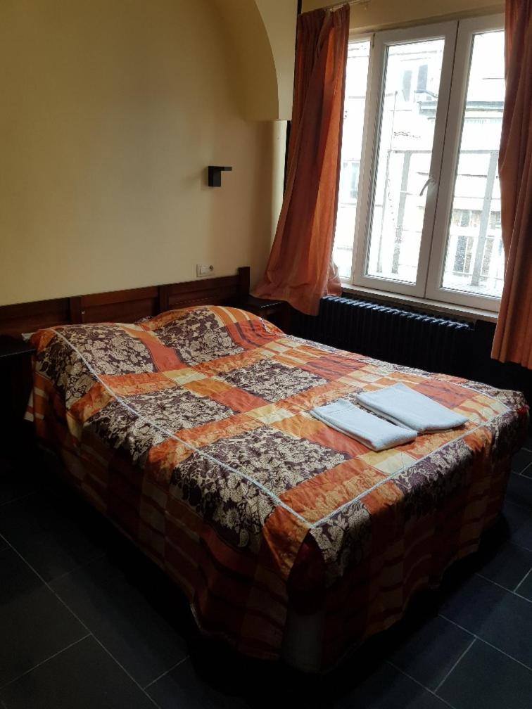 Hotel La Potiniere Schaerbeek Luaran gambar