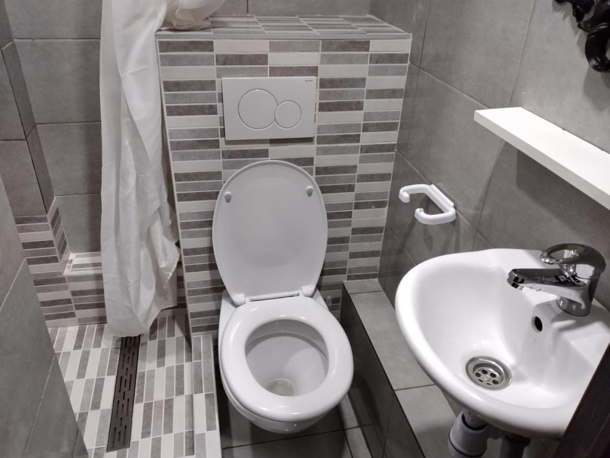 Hotel La Potiniere Schaerbeek Luaran gambar
